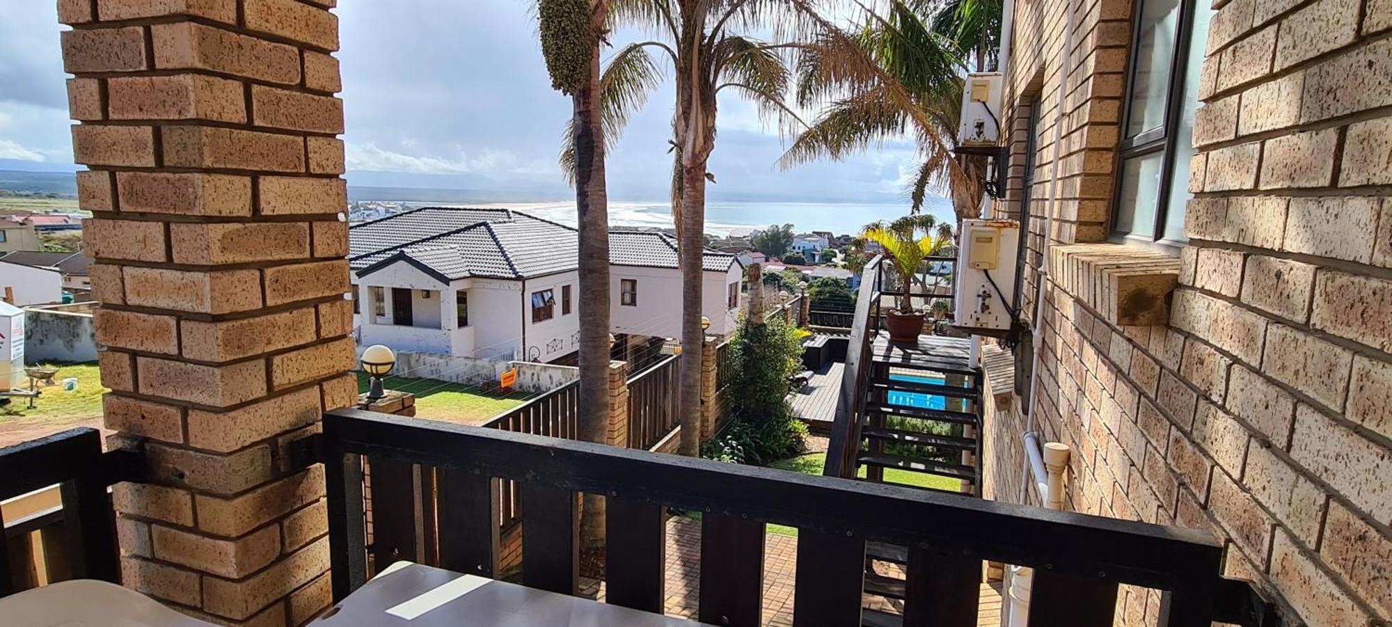 ג'פריס ביי Ocean View Guest House מראה חיצוני תמונה